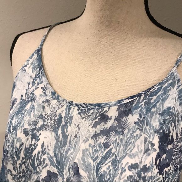 Old Navy Blue and White Maxi Dress - Picture 2 of 11